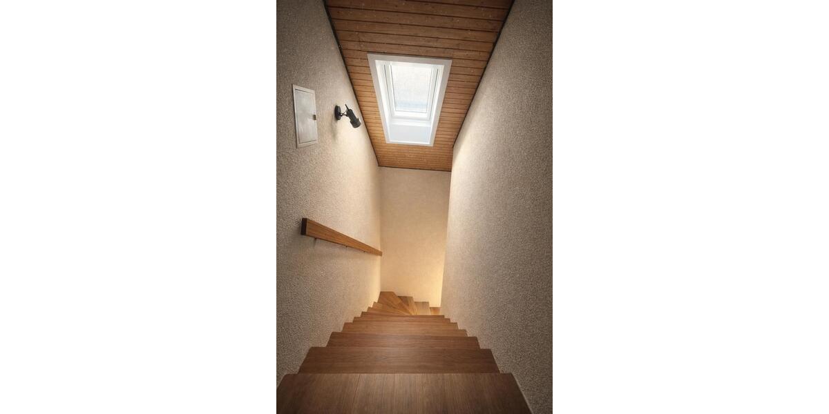 Dachgeschoßwohnung Stutensee - 3 Zimmer, 85 m&sup2;, 1.050&euro; | Angebot:26323349