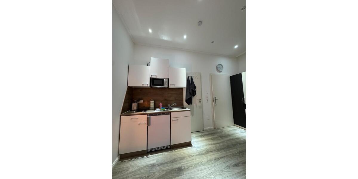 Erdgeschoßwohnung Karlsruhe - 1 Zimmer, 17 m&sup2;, 650&euro; | Angebot:26283883
