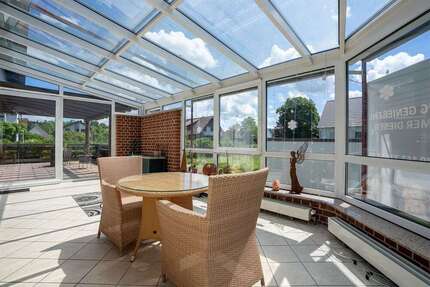 Haus Mühlacker - 7 Zimmer, 180 m&sup2;, 640.000&euro; | Angebot:26428974