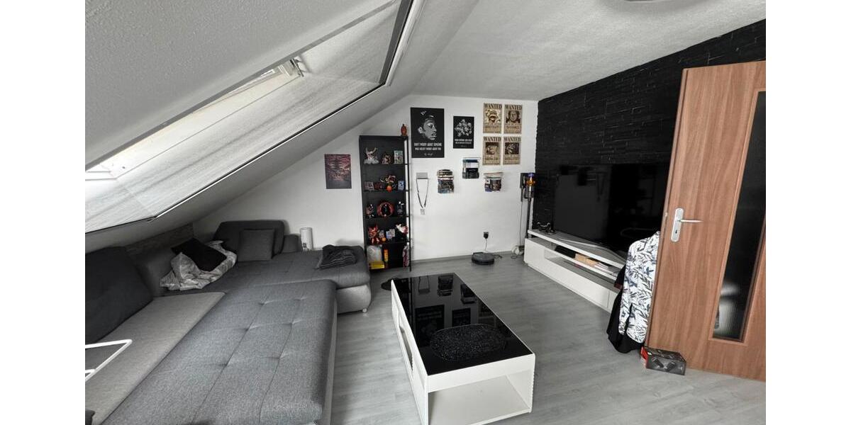 Dachgeschoßwohnung Bretten - 2.5 Zimmer, 60 m&sup2;, 750&euro; | Angebot:26235939
