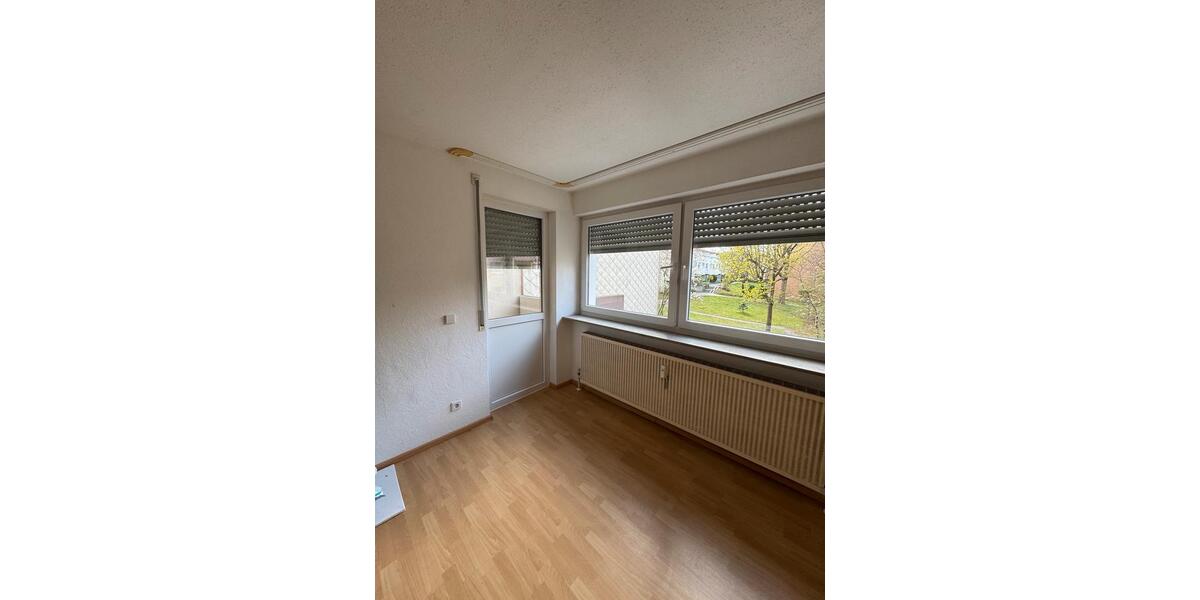 Etagenwohnung Ditzingen - 3.5 Zimmer, 91 m&sup2;, 335.000&euro; | Angebot:26790553