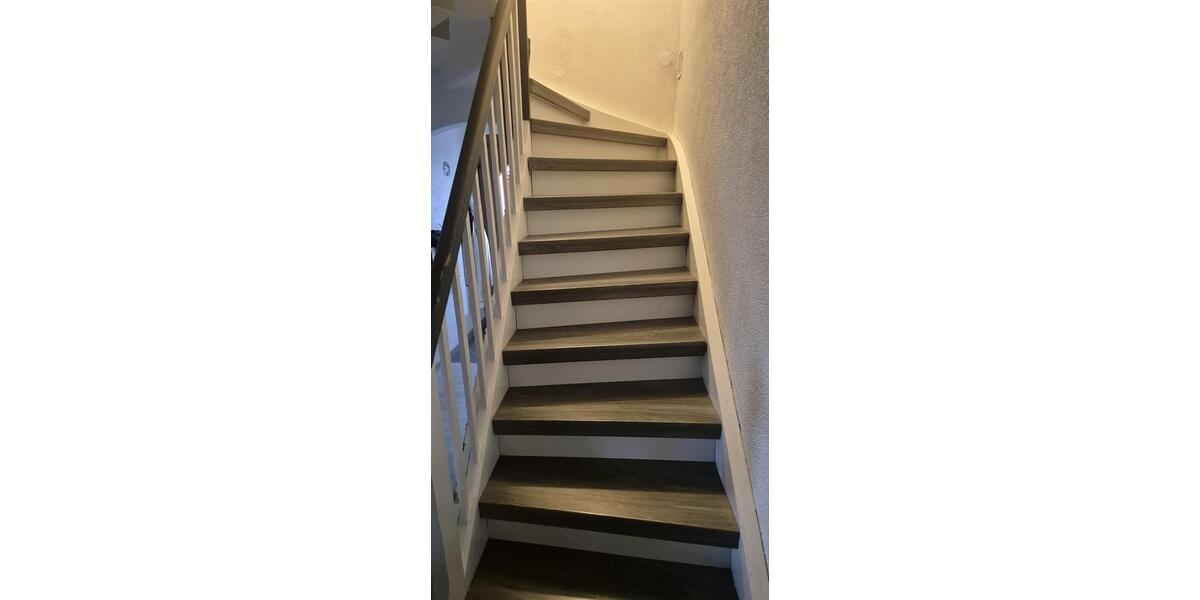 Doppelhaushälfte Pforzheim Nordstadt - 6 Zimmer, 180 m&sup2;, 490.000&euro; | Angebot:25452966