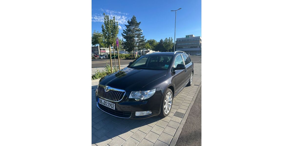 Skoda Superb 239.000 km 6.500 &euro; Sindelfingen 71063