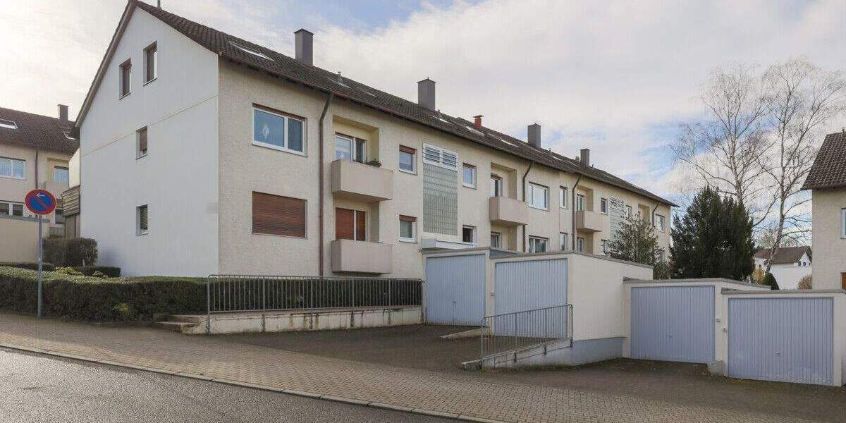 Etagenwohnung Pforzheim Buckenberg - 2 Zimmer, 64 m&sup2;, 198.000&euro; | Angebot:24860407