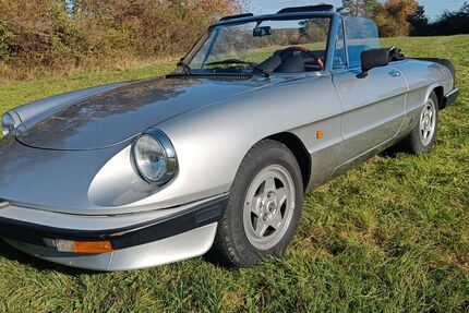 Alfa Romeo Spider 124.000 km 16.500 € Grafenau 71120