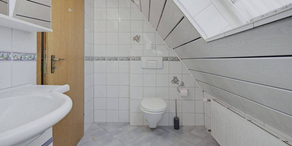 Einfamilienhaus Stutensee / Friedrichstal Friedrichstal - 7 Zimmer, 183 m&sup2;, 395.000&euro; | Angebot:26751376