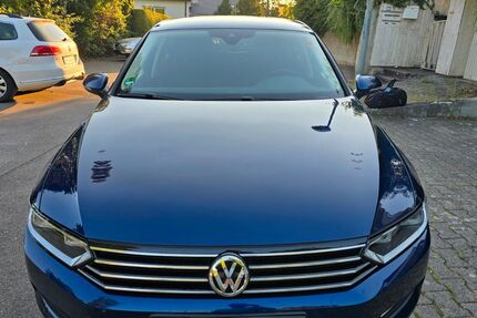 VW Passat 140.000 km 17.999 € Stuttgart 70374