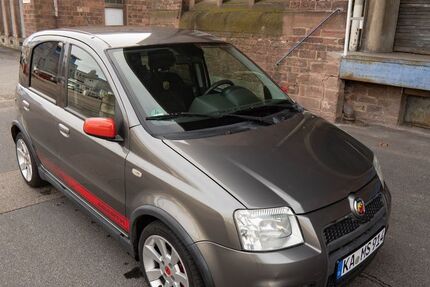 Fiat Panda 179.000 km 4.290 &euro; Karlsruhe 76135