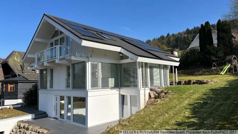 Haus zum Kaufen in Bad Herrenalb 1.125.000 € 245 m²