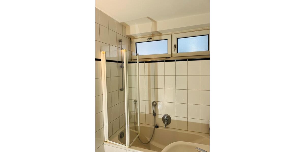 Dachgeschoßwohnung Karlsruhe Rüppurr - 3 Zimmer, 77 m&sup2;, 379.000&euro; | Angebot:25381076