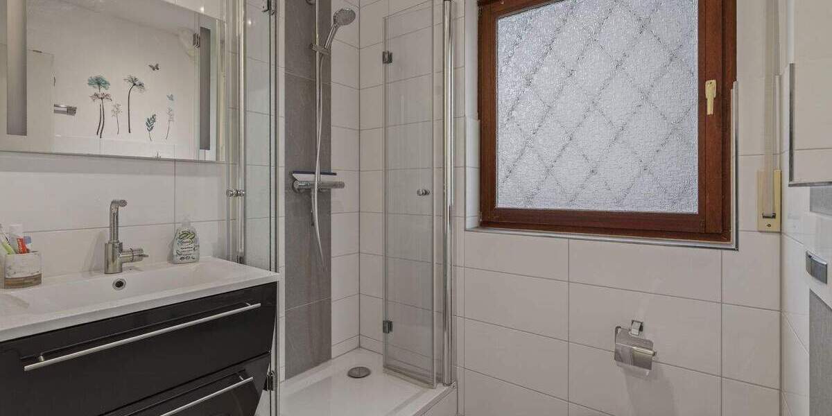 Doppelhaushälfte Karlsruhe Neureut - 6 Zimmer, 147 m&sup2;, 599.000&euro; | Angebot:25681026