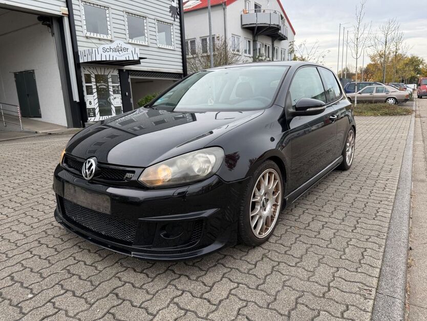 VW Golf 175.000 km 2.999 € Karlsruhe 76135