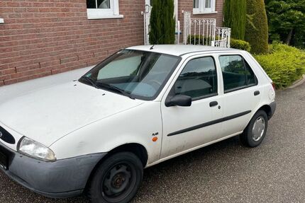 Ford Fiesta 90.000 km 799 &euro; Eisingen 75239