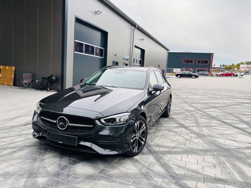 Mercedes-Benz C 300 95.053 km 28.900 € Langenbrand 75328