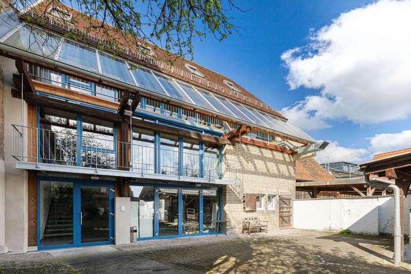 Büro in Stutensee Friedrichstal 699.000 € 403 m²