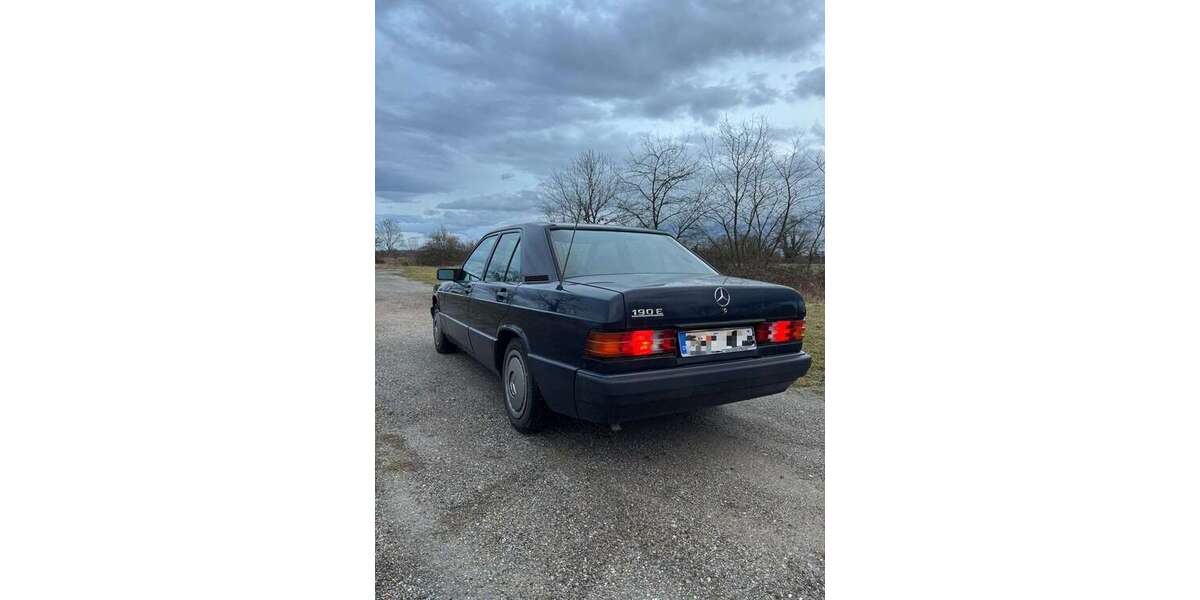 Mercedes-Benz 190 129.000 km 8.999 &euro; Stutensee 76297