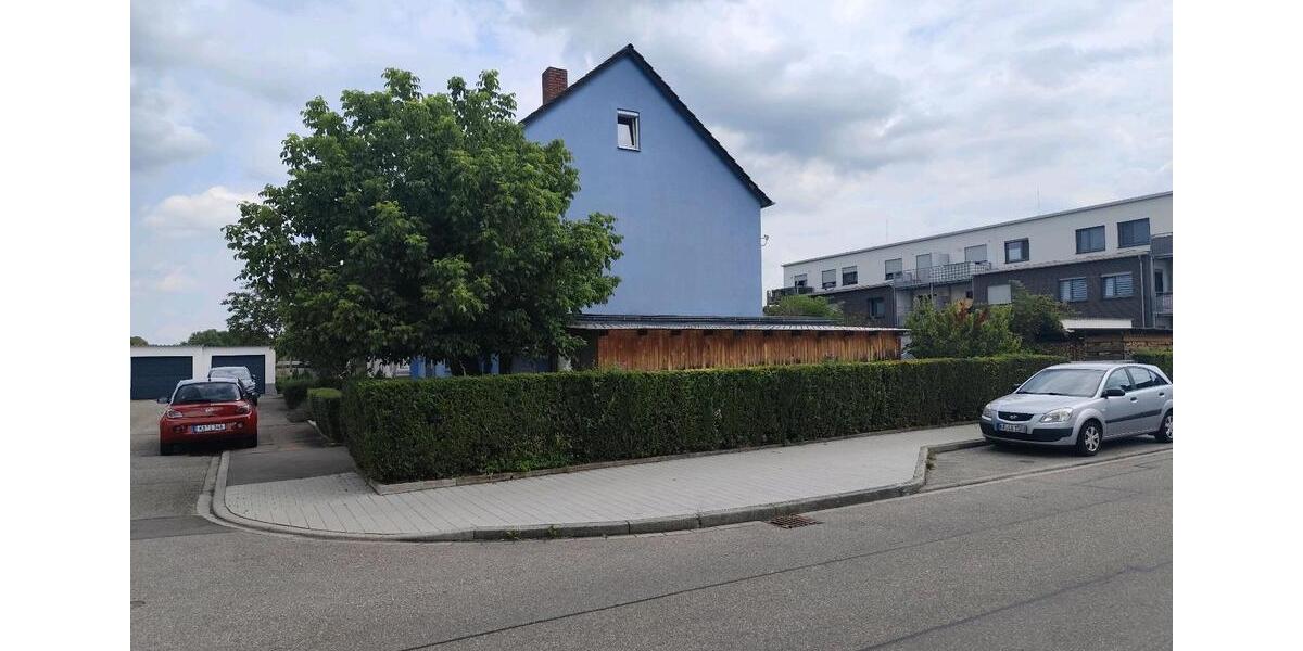 Reihenhaus Ettlingen - 4.5 Zimmer, 100 m&sup2;, 480.000&euro; | Angebot:27152836