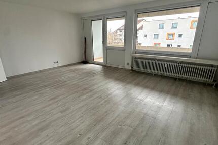 KA-Durlach 1 ZKB mit gr. Balkon, EBK, Stellplatz, Kellerabteil 1 zimmer