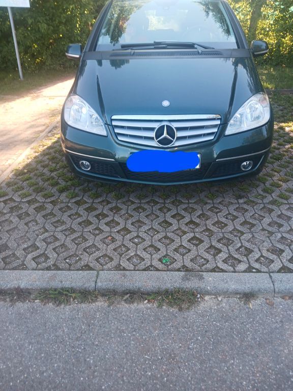 Mercedes-Benz A 180 128.000 km 4.880 € Heimsheim 71296