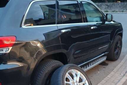 Jeep Grand Cherokee 198.000 km 15.999 &euro; Sachsenheim 74343