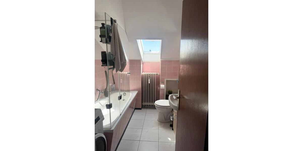 Dachgeschoßwohnung Karlsruhe Mühlburg - 1 Zimmer, 50 m&sup2;, 670&euro; | Angebot:26337389