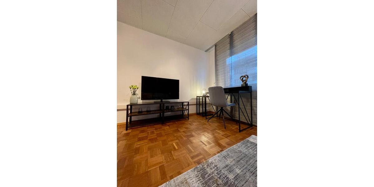 Etagenwohnung Karlsruhe Südstadt - 1 Zimmer, 35 m&sup2;, 990&euro; | Angebot:25286365