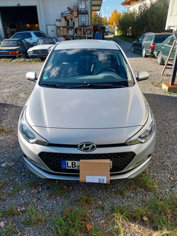 Hyundai i20 105.000 km 7.500 € markgröningen 71706