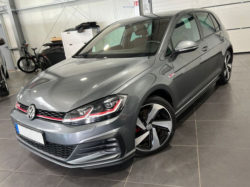 VW Golf 142.000 km 19.995 € Bretten 75015