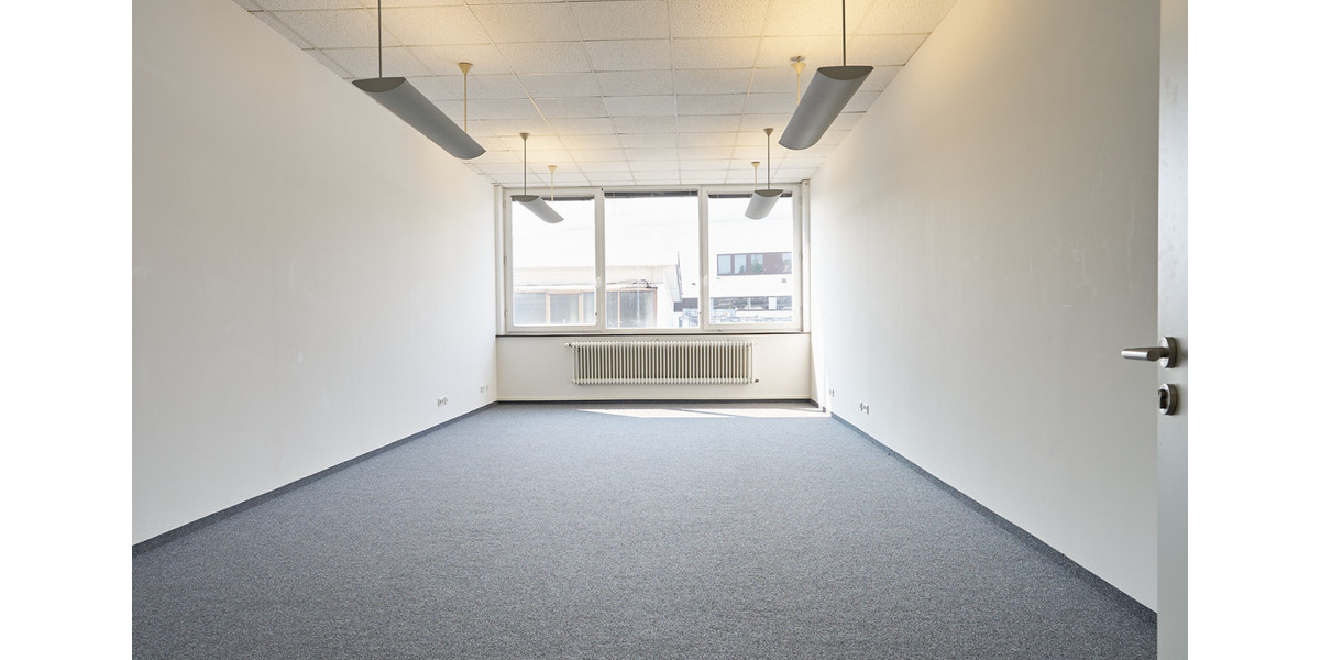 Gewerbeobjekt Markgröningen - 2&euro; | Angebot:23811152