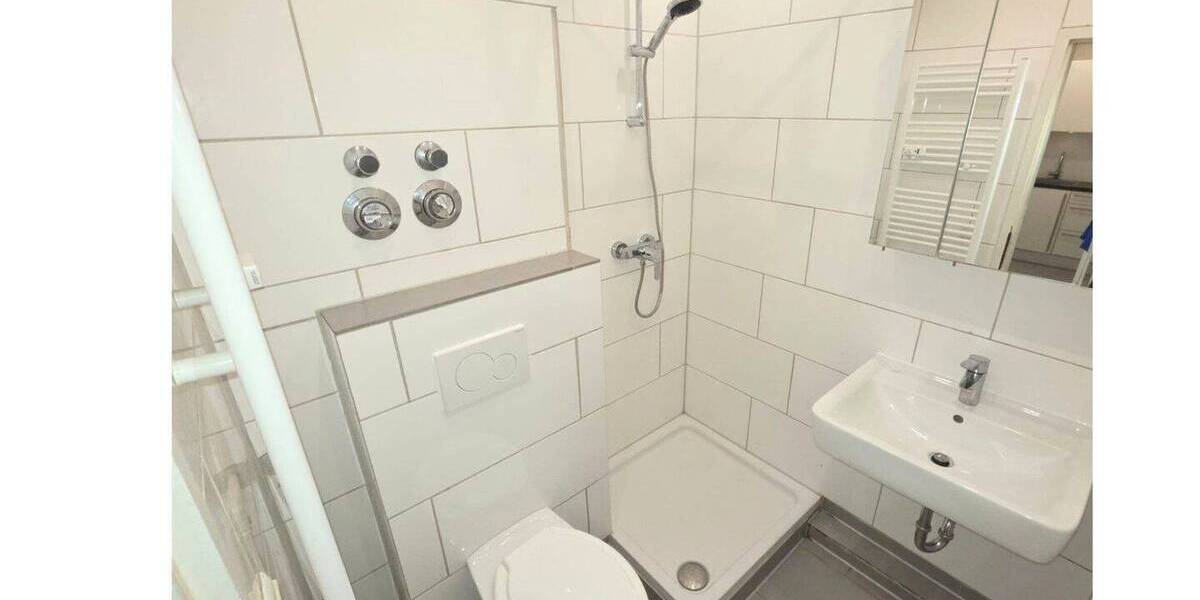 Etagenwohnung Karlsruhe Weststadt - 2 Zimmer, 43 m&sup2;, 198.500&euro; | Angebot:26926615