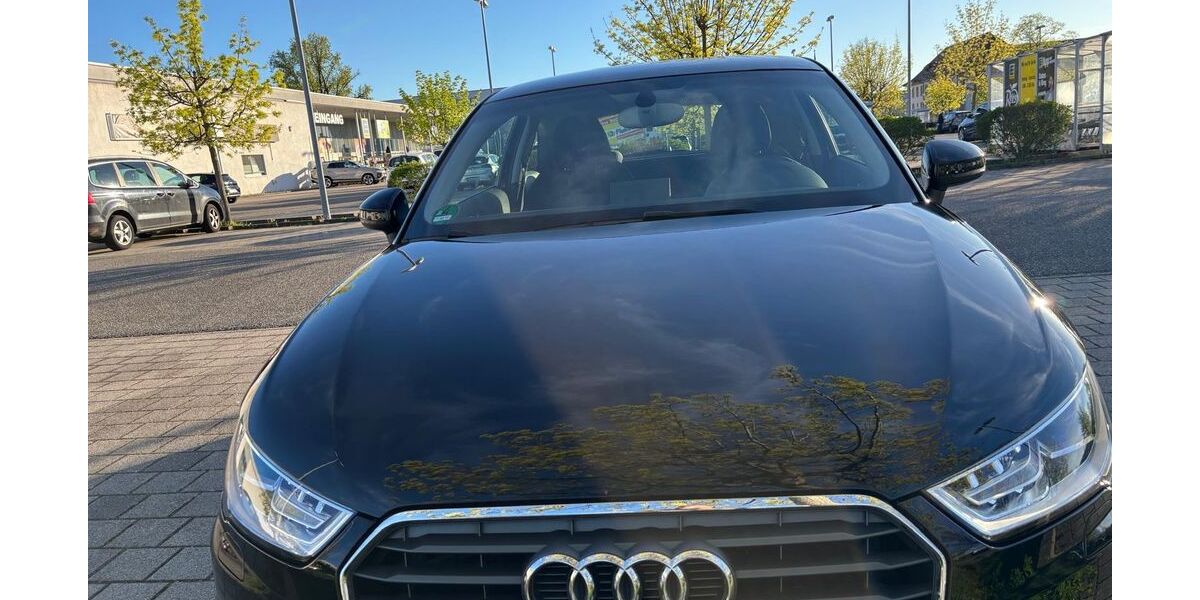 Audi A1 101.157 km 11.900 &euro; Karlsruhe 76187