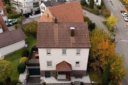 Haus zum Kaufen in Leonberg 449.000 € 111 m² 5.5 zimmer