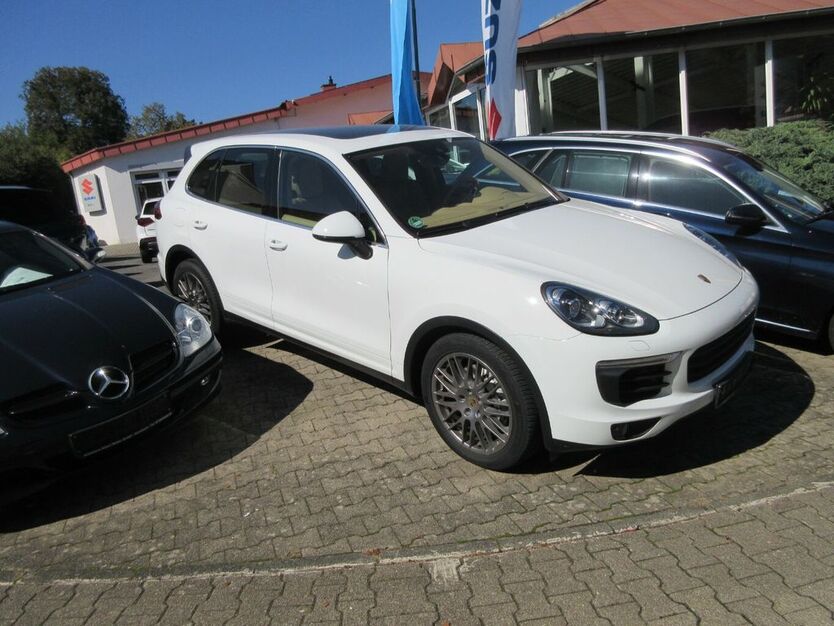 Porsche Cayenne 66.200 km 35.900 € Kürnbach 75057