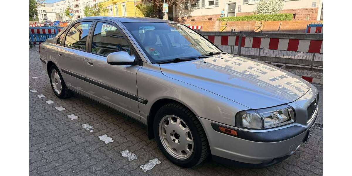 Volvo S80 202.100 km 3.499 &euro; Karlsruhe 76131