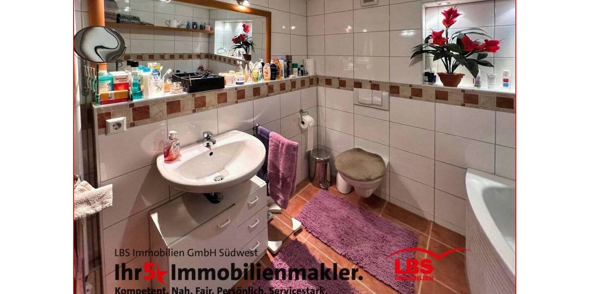 Reihenmittelhaus Pforzheim Nordstadt - 6 Zimmer, 149 m&sup2;, 495.000&euro; | Angebot:25665807