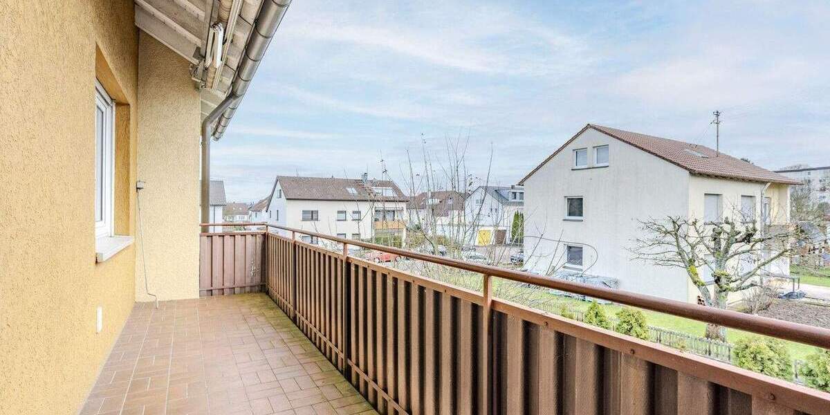 Mehrfamilienhaus, Wohnhaus Sindelfingen / Maichingen Maichingen - 8 Zimmer, 145 m&sup2;, 629.000&euro; | Angebot:25746135