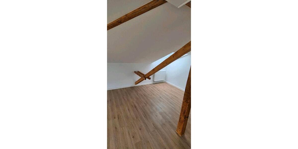 Dachgeschoßwohnung Pforzheim Nordstadt - 2 Zimmer, 55 m&sup2;, 660&euro; | Angebot:26150464