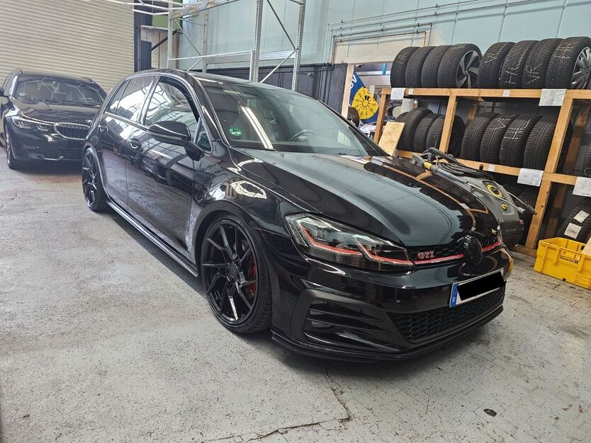 VW Golf 90.000 km 22.000 € Karlsdorf-Neuthard 76689