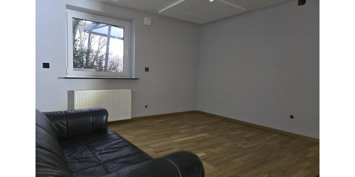Doppelhaushälfte Karlsruhe Durlach - 7 Zimmer, 195 m&sup2;, 2.870&euro; | Angebot:26699085