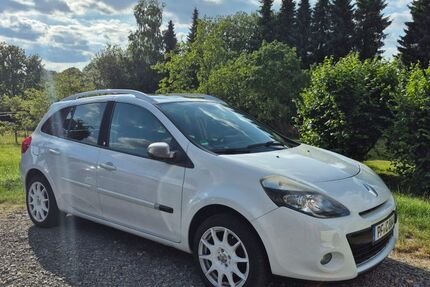 Renault Clio 150.000 km 3.999 € Schömberg 75328