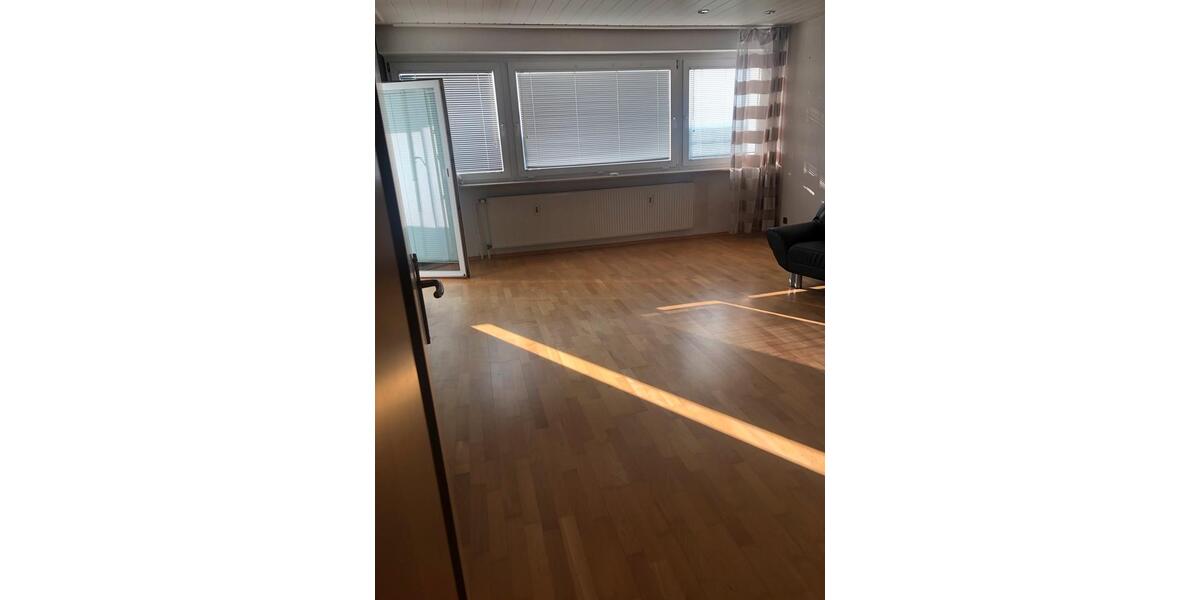 Etagenwohnung Karlsruhe Hagsfeld - 3 Zimmer, 77 m&sup2;, 355.000&euro; | Angebot:25402381