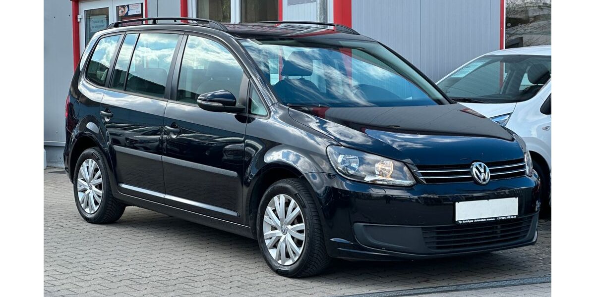 VW Touran 319.000 km 4.995 &euro; Bruchsal-Helmsheim 76646