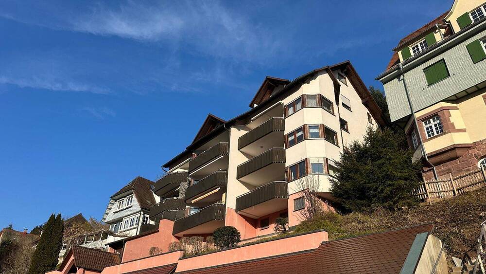 Etagenwohnung Bad Liebenzell - 3 Zimmer, 86 m&sup2;, 229.000&euro; | Angebot:25776634