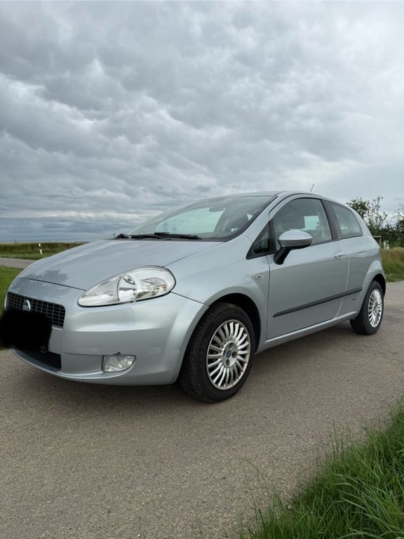 Fiat Punto 93.300 km 3.350 € Bietigheim Bissingen 74321