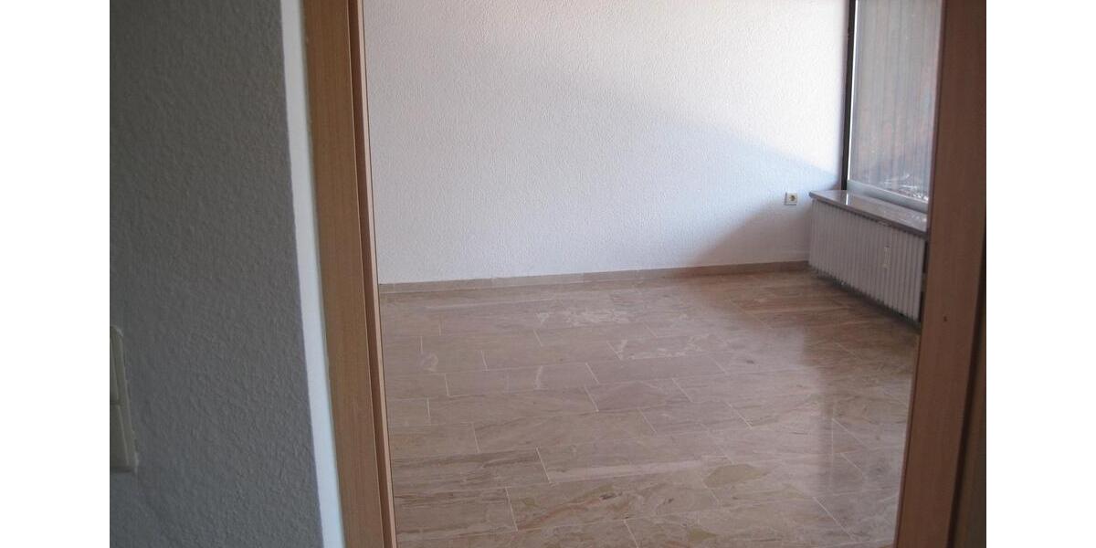 Etagenwohnung Kraichtal - 4.5 Zimmer, 140 m&sup2;, 950&euro; | Angebot:26221296