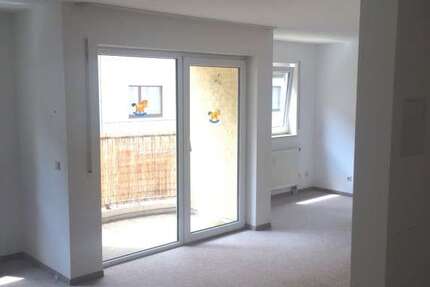 Wohnung Pforzheim Innenstadt - 2 Zimmer, 73 m&sup2;, 155.000&euro; | Angebot:25321002