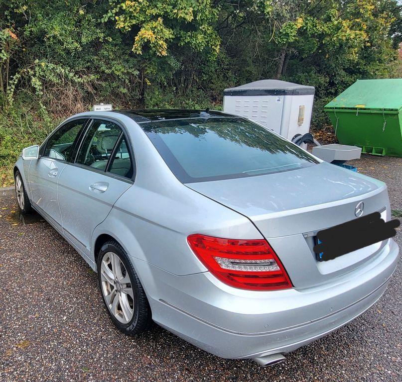 Mercedes-Benz C 250 206.065 km 10.500 € Leonberg 71229