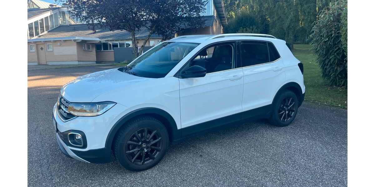 VW T-Cross 73.399 km 16.400 € Neuenbürg 75305