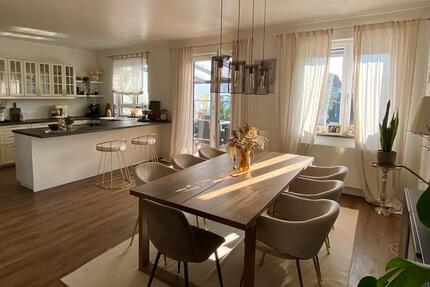 Wohnung Kraichtal - 6 Zimmer, 208 m&sup2;, 579.000&euro; | Angebot:24594610