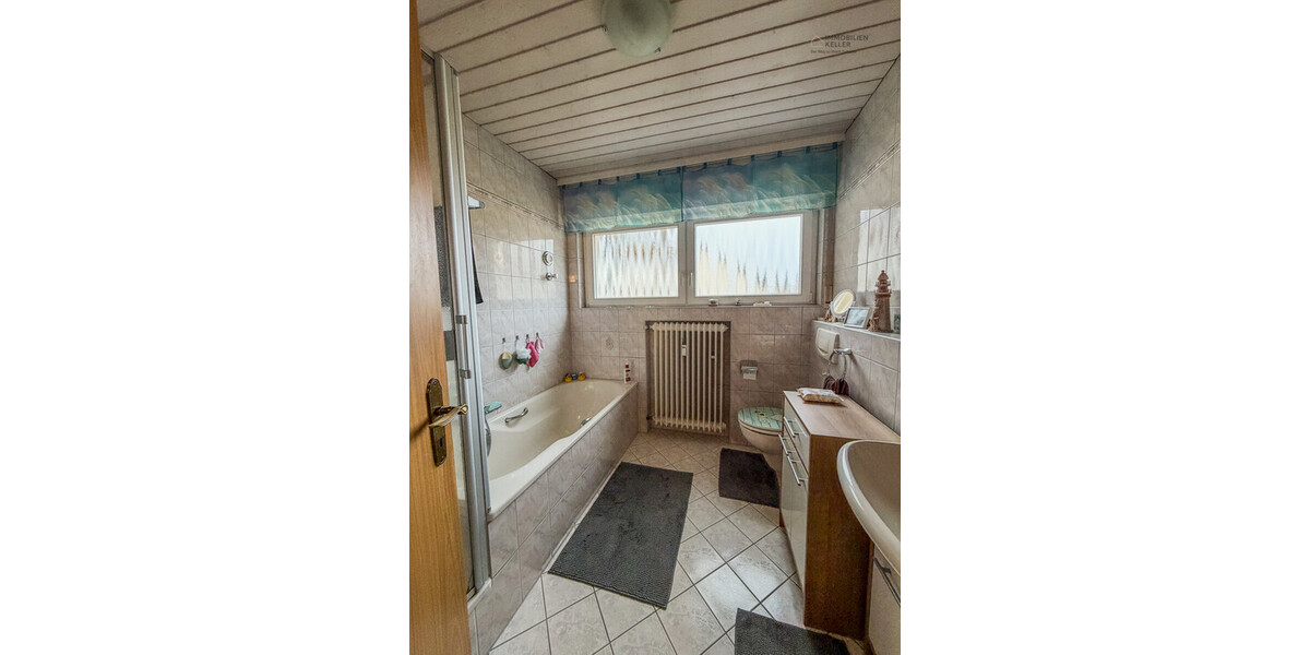125 m² Kapitalanlage in Bad Wildbad – deutlich unter Markt vermietet Garage Kamin Balkon - Etagenwohnung Bad Wildbad Calmbach | Angebot:27392210